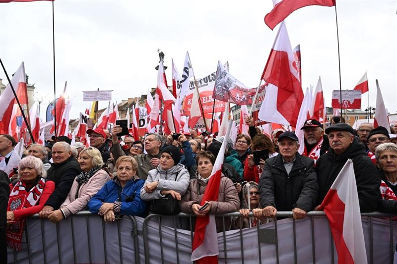 Фото: Голем протест против нелегалните мигранти во Полска