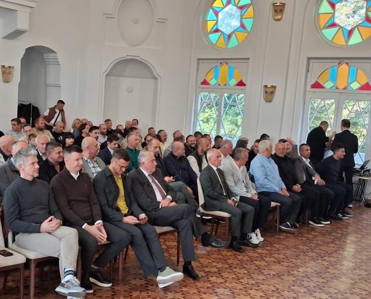 Во Битола се слават 80 години ФК Пелистер и 40 години навивачка група чкембари