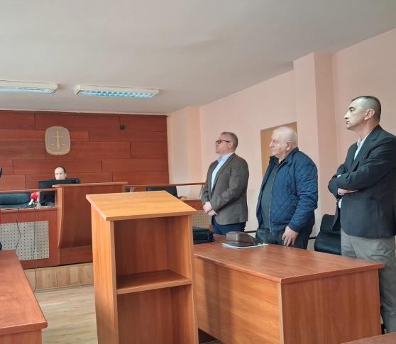 Две години условна казна и 2.500 евра за Мерко за незаконско поставување директори во две училишта