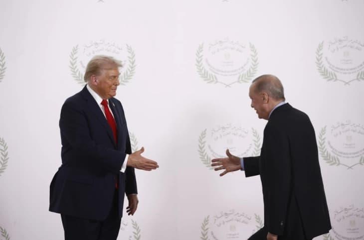 Трамп: Ердоган би можел да помогне во завршувањето на војната во Украина 