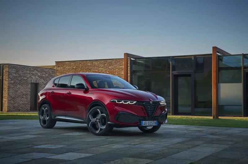 Светска премиера: Ова е новиот „Alfa Romeo Tonale“ (Фото)