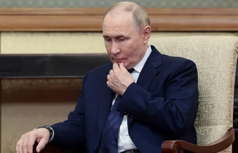 Како ќе стигне Путин до Будимпешта на средбата со Трамп- Унгарија е опкружена со држави кои мора да го уапсат