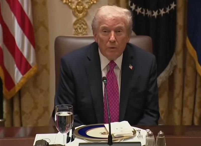 Трамп: Средба во Будимпешта само со САД и Русија, но ќе бидеме во контакт со Украина