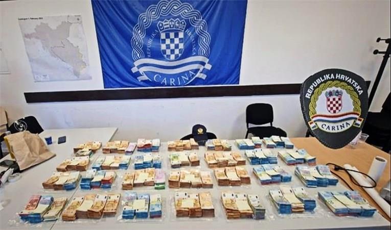 Рекордна заплена: Албанец криел 700.000 евра кеш на границата меѓу Хрватска и Црна Гора 
