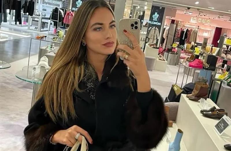 Манекенка повеќе пати пријавувала насилство пред да биде избодена до смрт, системот повторно потфрлил 