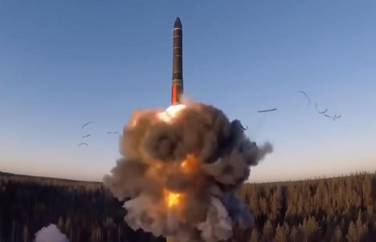 На ден откако е откажан состанокот меѓу Путин и Трамп, Русите одржаа нуклеарни воени вежби (ВИДЕО)