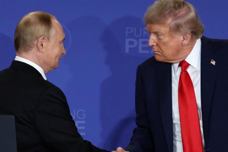 Новите санкции на Трамп кон Русија даваат резултати- Кина и Индија нема да купуваат руска нафта 