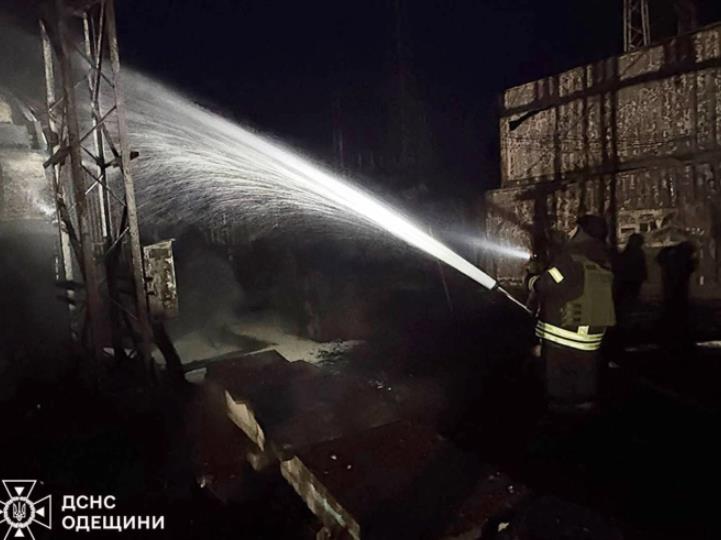 Речиси 27.000 домаќинства во Одеса останаа без струја по руски напад