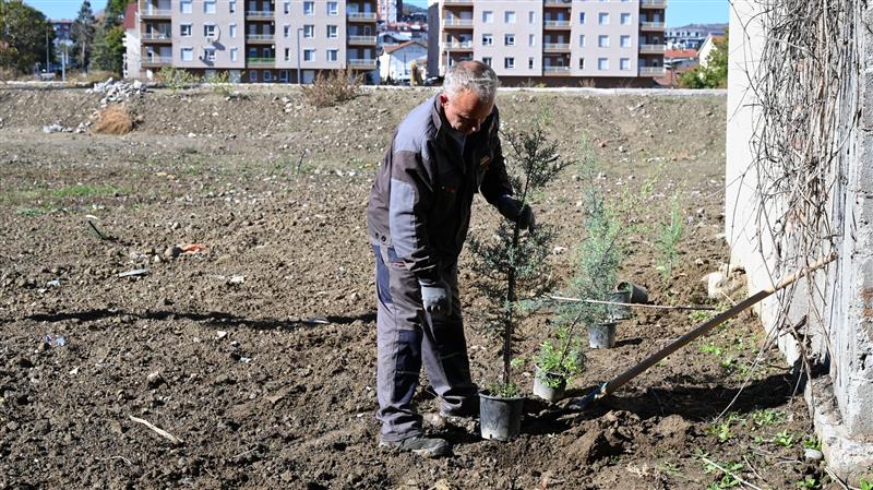 Јанчев: Доуредување на новиот парк во нашето убаво Кавадарци!