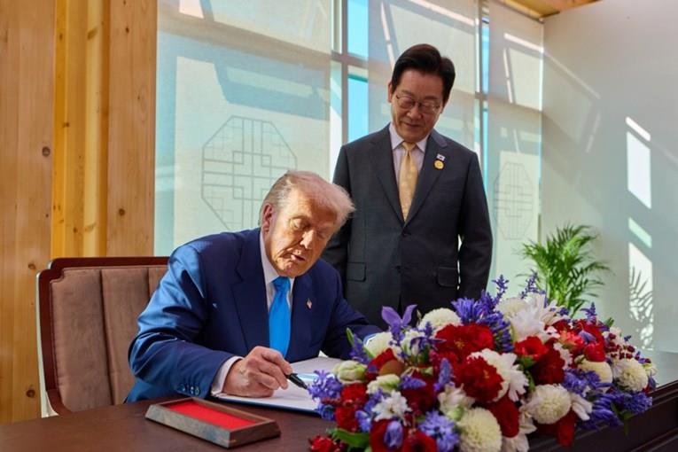 Трамп постигна трговски договор со јужнокорејскиот претседател, додека од Северна Кореја испукаа крстосувачки ракети земја- воздух 