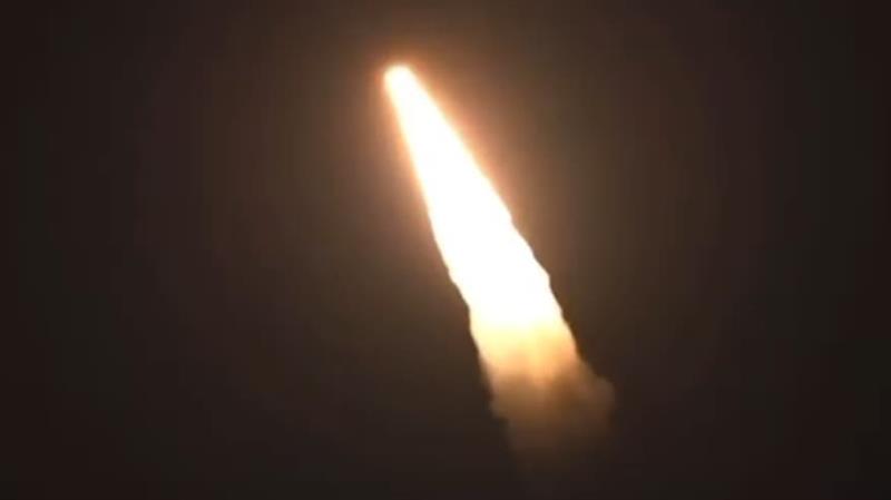 Трамп им одговори на Путин и на Си- нареди тестирање на балистичка ракета со дострел од 9.600 километри (ВИДЕО)