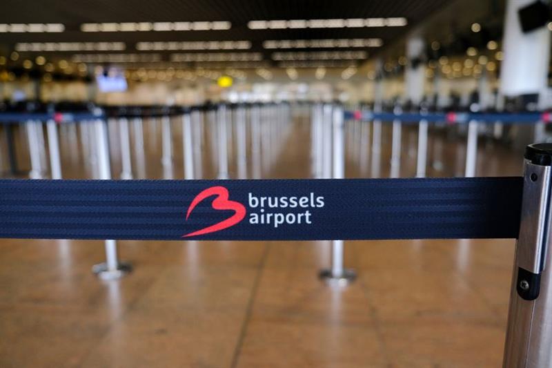 Аларм во Белгија: Затворени се аеродромите во Брисел и Лиеж поради сомнителни дронови 