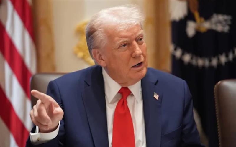 Трамп со коментар за „Лукоил“ и „Гунвор“ : Сѐ додека Путин продолжува со бесмислените убивања... 