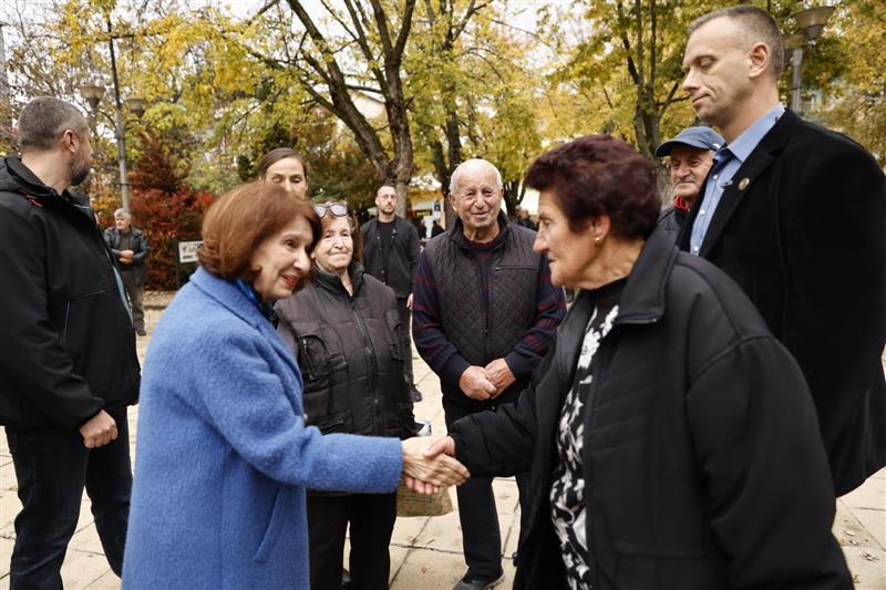„Заштитата на Преспанското Езеро треба да биде највисок приоритет“ - Сиљановска-Давкова во работна посета на Ресен