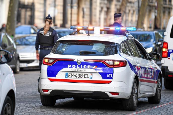 Нов грабеж во Франција: Одекна експлозија, крадци со динамит разнесоа сеф за банкомати (ВИДЕО)
