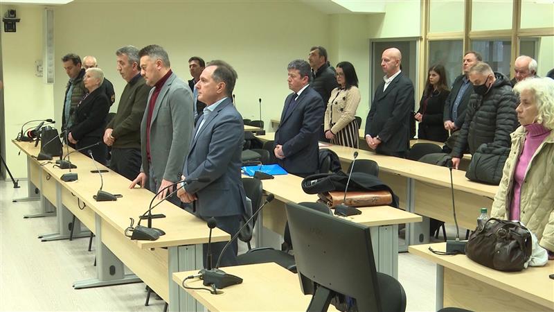 И по половина година од пресудата, двајца од осудените во „Дурмо турс“ не го почнале отслужувањето на казната