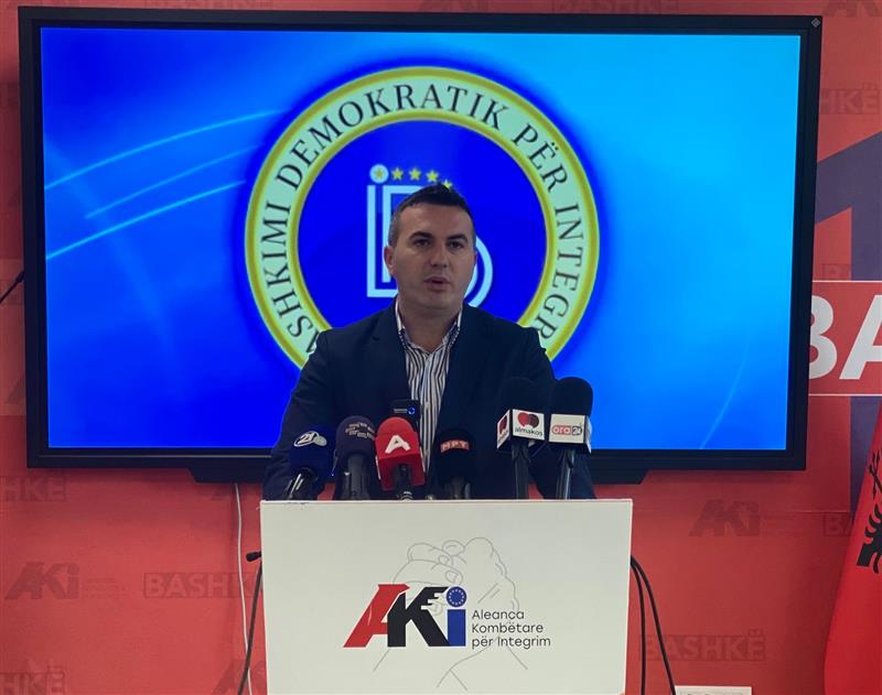 Адеми: Извештајот на Европската Комисија – алармантен сигнал за застојот на Северна Македонија на европскиот пат