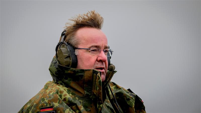 Германскиот министер за одбрана: Европа го имаше можеби последното мирно лето