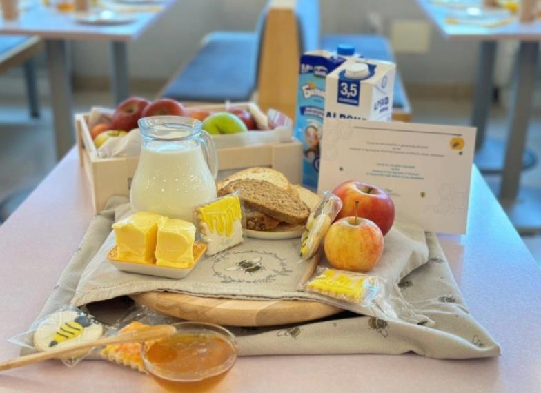 Традиционалниот словенечки појадок одбележан во Скопје под мотото „Мојот избор е словенечка храна“