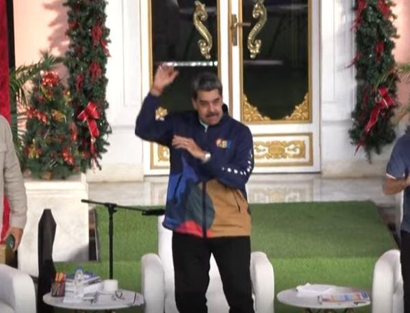 Видео: Мадуро танцува на ремикс од неговите говори во кои тој повикува на мир со САД