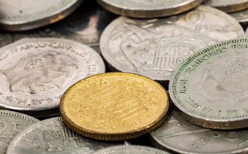 Продаден е златник, искован пред 416 години- достигна рекордна цена 