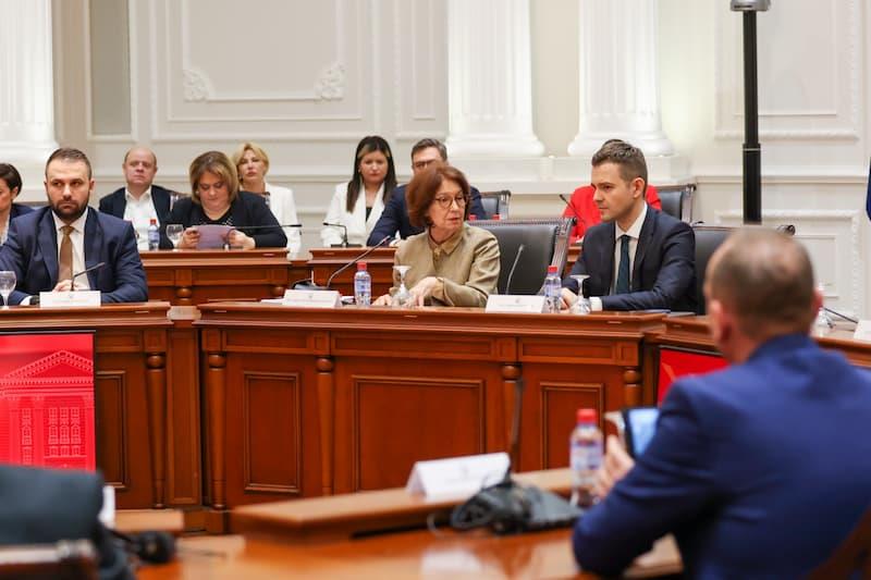 Сиљановска-Давкова: Нашата дијаспора може да биде важен ресурс за економски, образовен, научен и културен развој