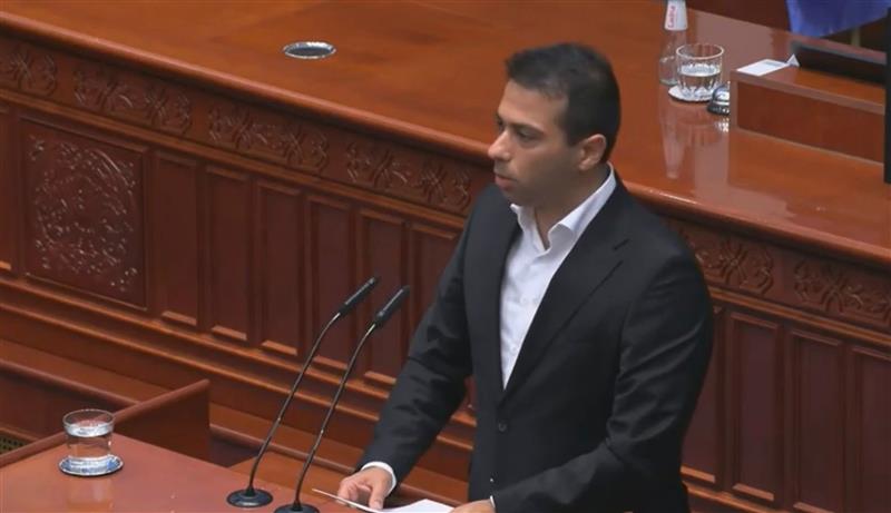 Бочварски до Николоски: Зошто стои реализацијата на брзата пруга?