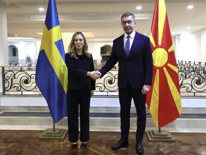 Зајакнување на билатералната соработка и евроинтеграциите во фокусот на средбата на Мицкоски со Розенкранц
