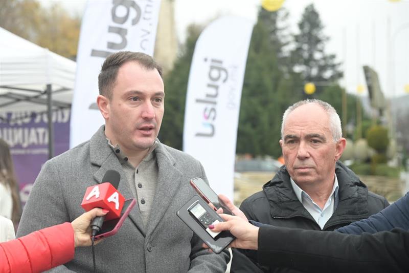 Андоновски: За една и пол година е дуплиран бројот на корисници на националниот портал – uslugi.gov.mk
