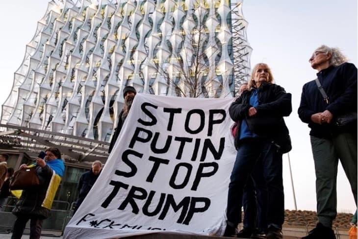 Анкета: Речиси половина од Европејците го сметаат Трамп за непријател, има висок ризик од војна со Русија