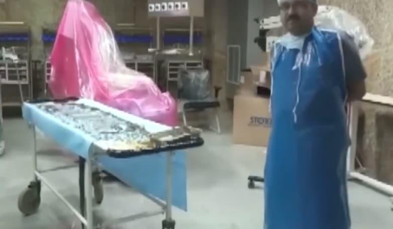 Се пожалила на силна болка во стомакот- докторите се шокирале кога извадиле 1,5 килограми накит (ВИДЕО)