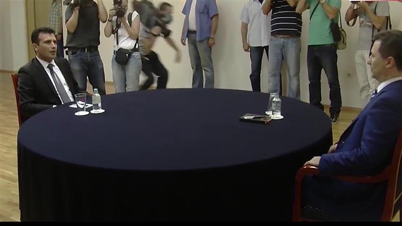 Груевски и Заев се скараа на фејсбук 