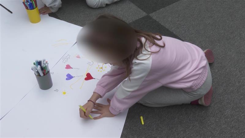 Модерната технологија се повеќе им помага на децата со атипичен развој и аутизам