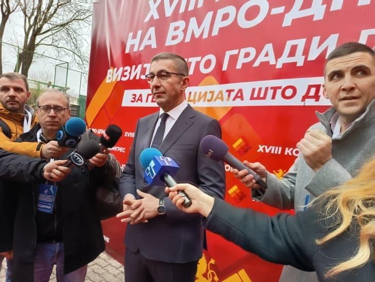 Мицкоски пред почеток на партискиот конгрес: Очекувам славенички амбиент по историската и голема победа на локалните избори и во тој дух да продолжиме да работиме