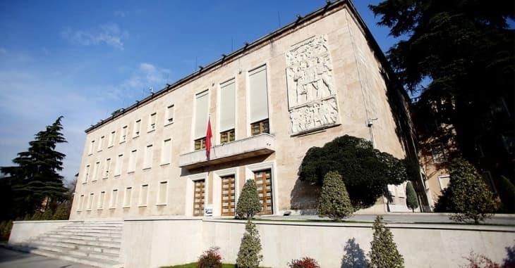 Албанија ќе отвори уште 20 прифатни центри за мигранти во три стратешки региони