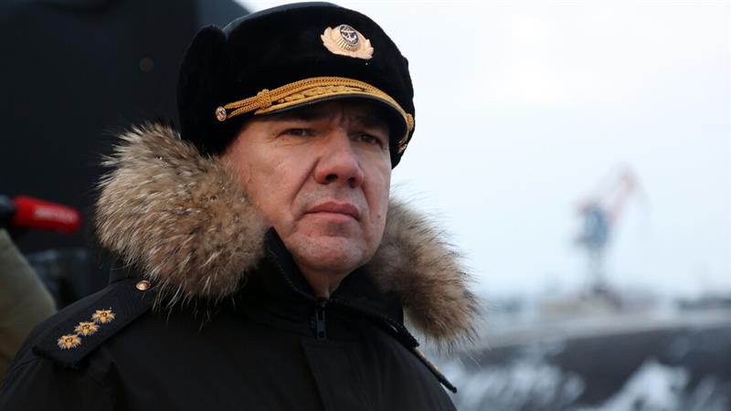 Главниот командант на руската морнарица тврди дека САД и ЕУ се подготвуваат за војна со Русија на Арктикот