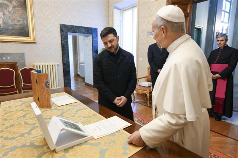 Средба на Зеленски со папата Лав Четиринаесетти, Ватикан бара дијалог за мир во Украина