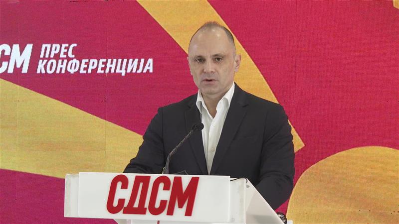 Филипче најави онлајн петиција: Не за мигранти, Македонија не смее да стане периферија на Европа