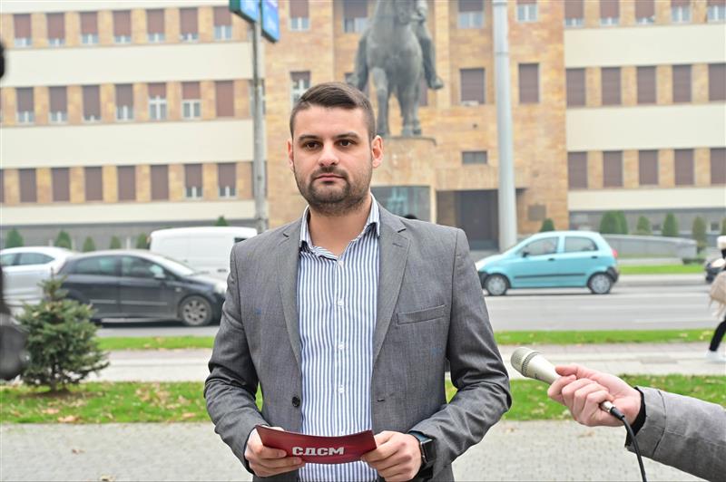 Димитријевиќ: Граѓаните го видоа предавството на Македонија во Собранието, мигранти за пари!