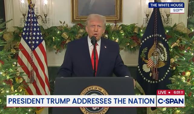 Трамп им се обрати на Американците напаѓајќи ја претходната власт