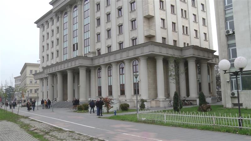 Измените на Кривичниот законик во собрание, казни од 6 месеци до 10 години за злоупотреби на службена положба