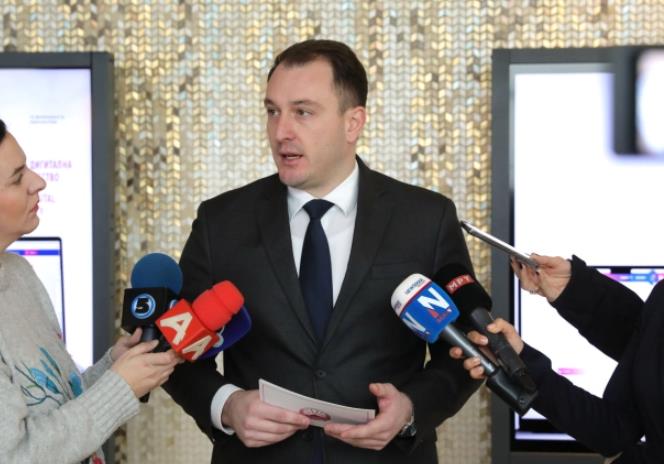 Андоновски: Дигиталната трансформација е општествена реформа, не само технички проект