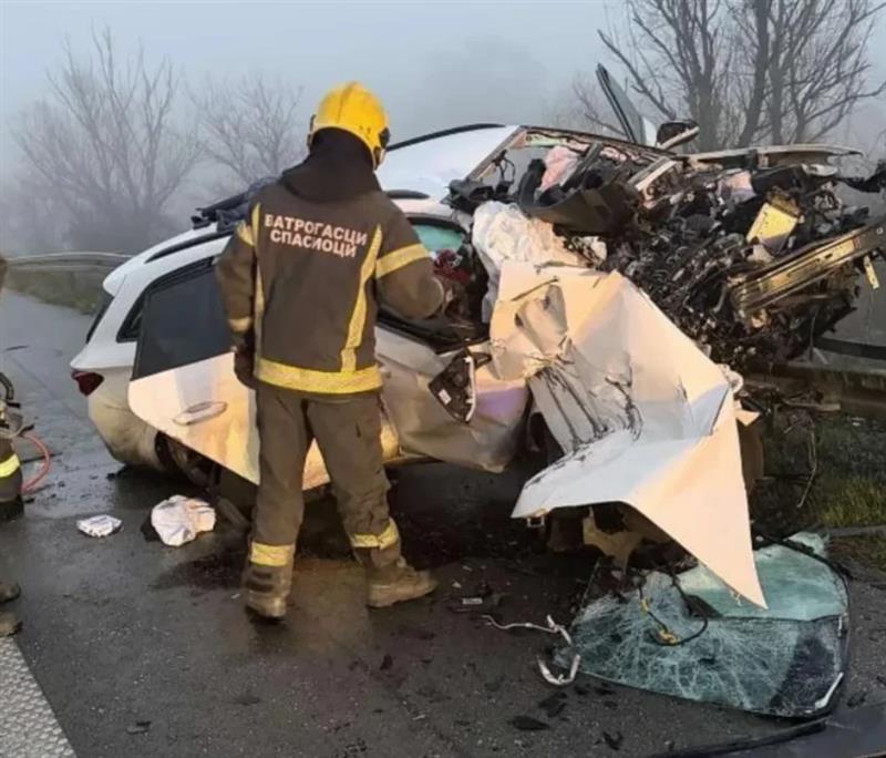Тешка сообраќајка на автопатот Белград - Ниш, загинале маж и жена од Македонија
