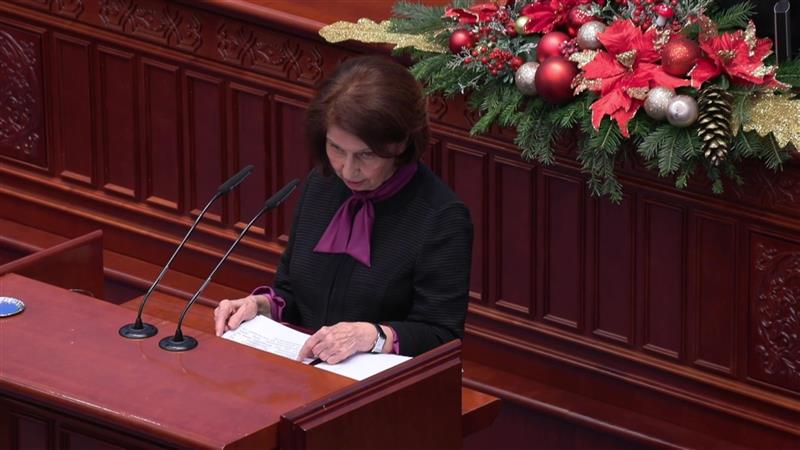 Сиљановска - Давкова: Потребен е национален консензус и гаранции за евроинтеграциите