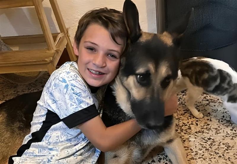 Ужас во Португалија: Дете си го жртвувало животот за да ја спаси мајка си од разбеснетиот партнер (ВИДЕО)