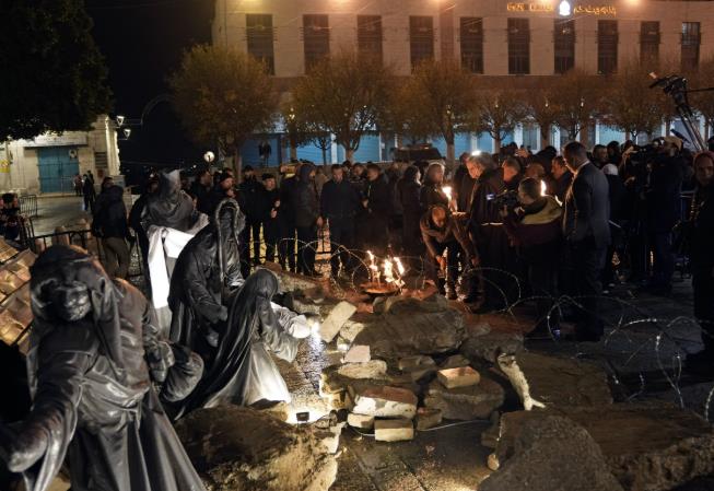 Илјадници верници го прославија Бадник во Витлеем