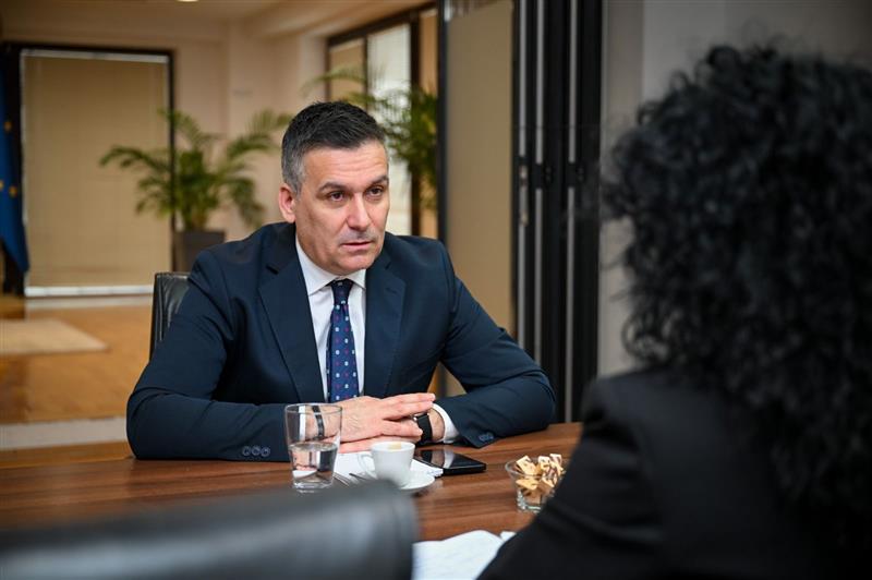 Хоџа официјално ја презеде функцијата министер за животна средина и просторно планирање                                                         