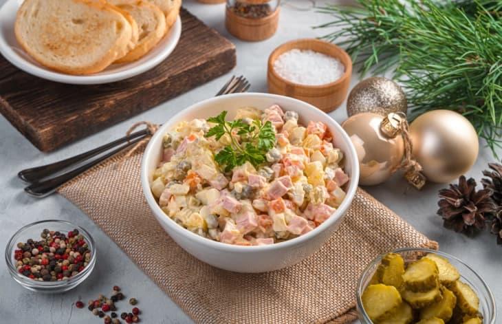 Руска салата:  Лесна за подготовка и секогаш вкусна