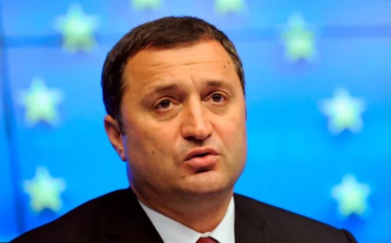 Интерпол издаде потерница по поранешниот премиер на Молдавија: Купувал имоти во Франција со сомнителни пари  