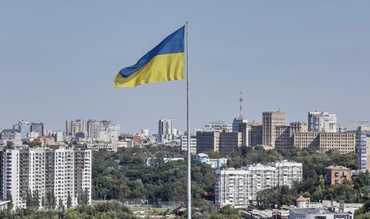 Фајненшл Тајмс: Украина под дипломатски притисок поради нападот врз Русија